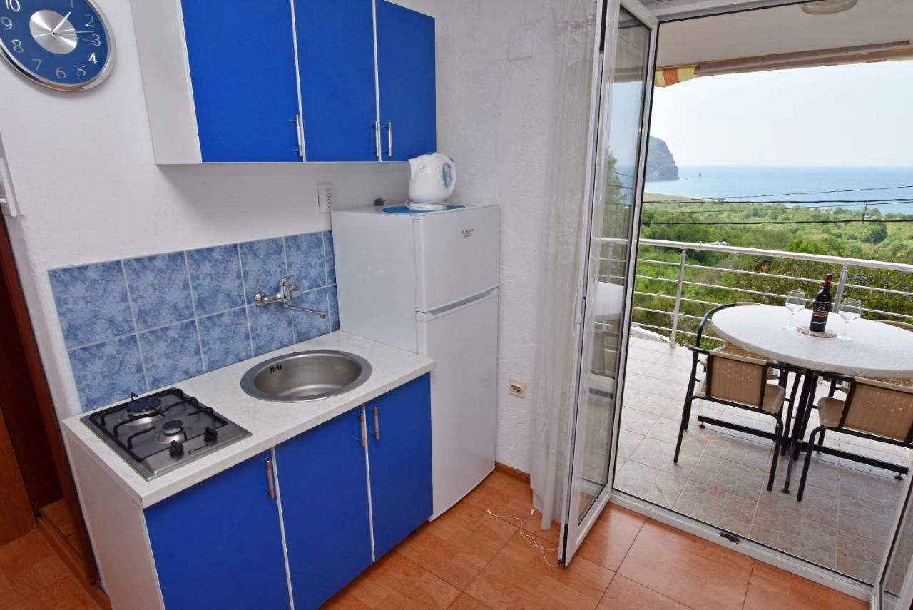 Apartments Siljak Petrovac Exteriör bild